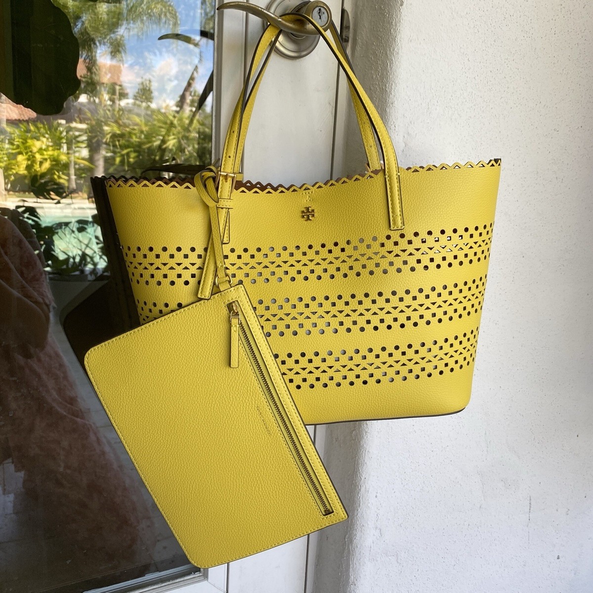 TORY BURCH EMERSON PERFORATED SMALL TOTE 146404 Yarrow | eBay