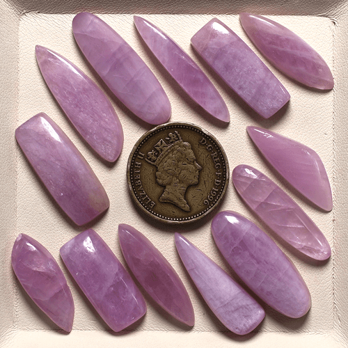 Venta al por mayor 13 piezas piedras preciosas de cabujón sin tratar kuncita natural de alta calidad 24 mm-31 mm - Imagen 2 de 12