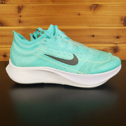zoom fly 3 aurora green