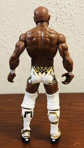 WWE Elite Series 63 Shelton Benjamin Mattel Action Figure AEW Hurt Business - Picture 2 of 3
