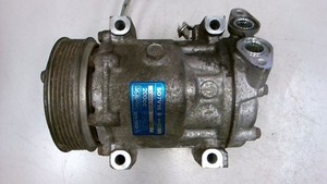 Kompressor Klimaanlage 3M5H-19D629-TA Volvo V50 1.6D DPF Bj 2009 M 2494993