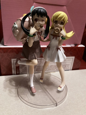 Bakemonogatari Shinobu Oshino and Mayoi Hachikuji Figure Set Collectibles