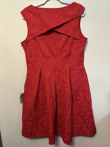 Adrianna Papell ärmellos Box Plissee Cutout im Rücken Partykleid Gr. 16 rot - Bild 7 von 7