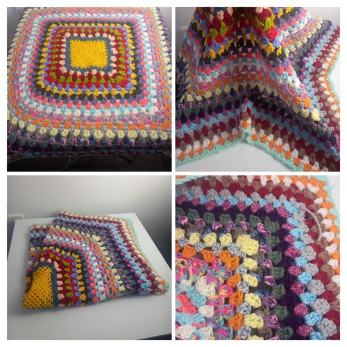 Vintage Handmade Knitted Coloured Blanket Throw Table Cover Multi-use Retro - Afbeelding 1 van 5