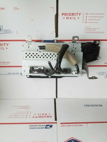 2015 2016 2017 Honda Fit Radio Stereo CD Player Display Screen 39100-T5R-A712-M1 - Picture 6 of 7