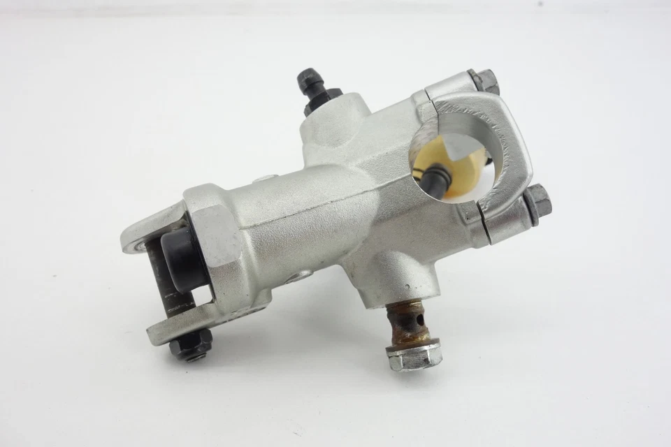 Cilindro maestro embrague BREMBO hidráulico Aprilia 04-09 RSV1000R OEM Ap8176193 Foto 4 de 4