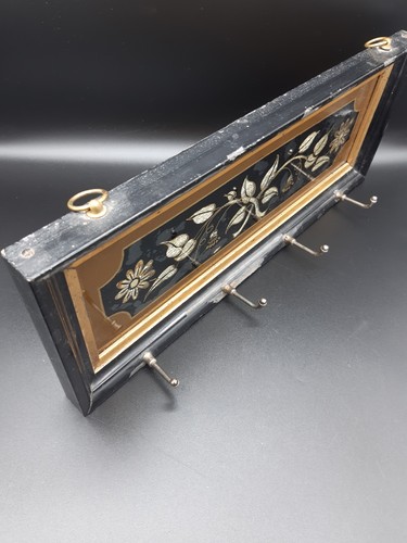 Antique Victorian coat hangers - Picture 2 of 9