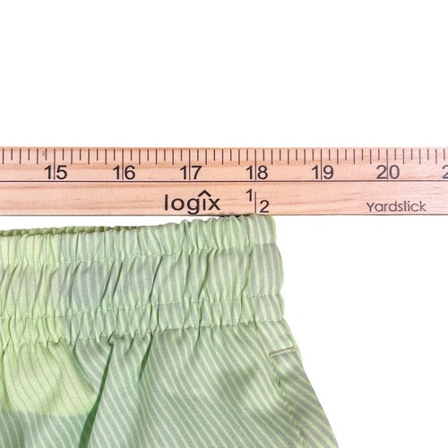 Tek Gear Men's Reflective Running Shorts XL Polyester/Spandex Green/White - Picture 7 of 8