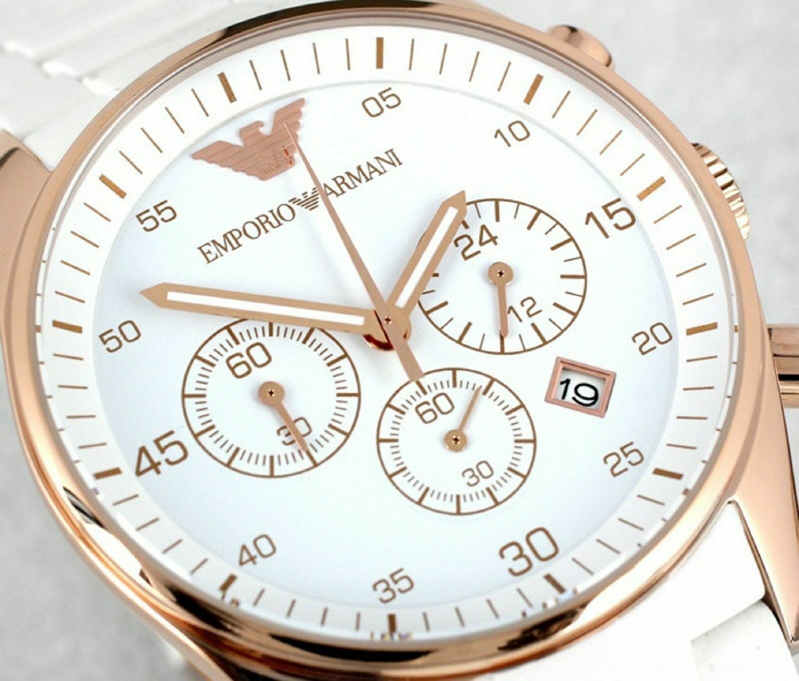 Buy Emporio Armani AR-5919 White Sportivo Chronograph Wrist Watch for Men's  online | Looksgud.in