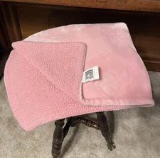 Idea Nuova Solid Pink Girl Baby Blanket Plush Sherpa Security Lovey RN 76541