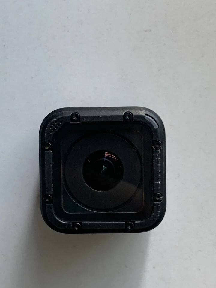 GoPro HERO Session Action Camera Black With 32GB SD Card (Working) W/Charger - Image 2 of 4