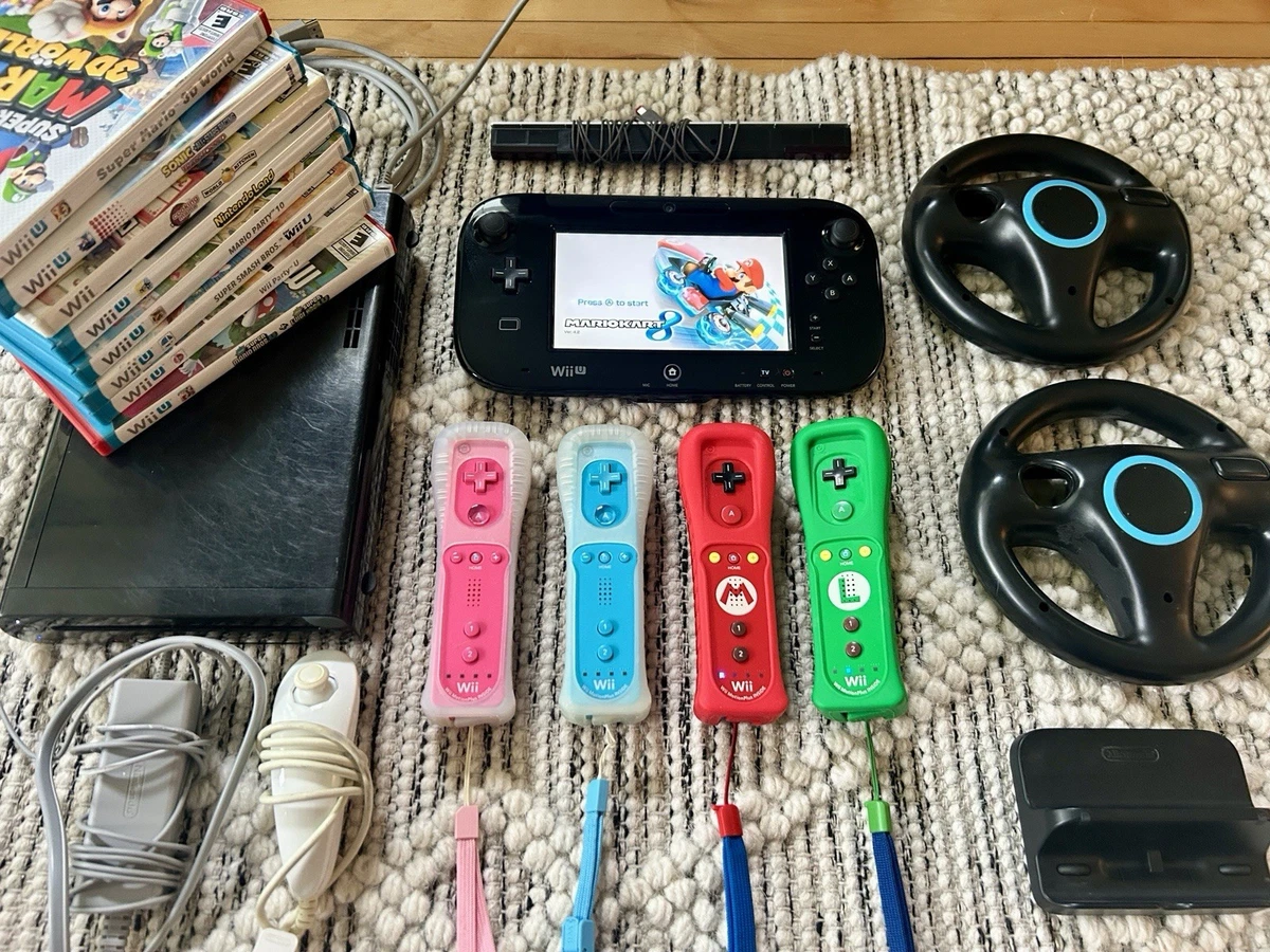 Nintendo Wii U - Deluxe NTSC-U/C (US/CA) Video Game Handheld