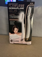 Finishing Touch Flawless Dermaplane Glo Lighted Facial Exfoliatior Hair Remover