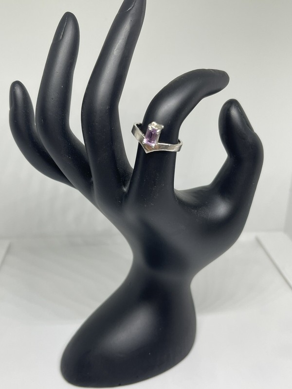 Womens Sterling Silver 925 amethyst￼ Ring Size 7