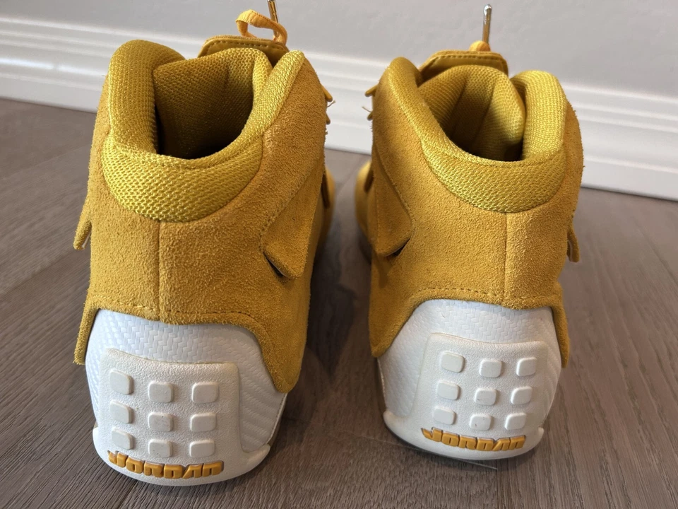 Talla 15 - Air Jordan 18 Retro Amarillo Gamuza NUEVO Foto 4 de 4