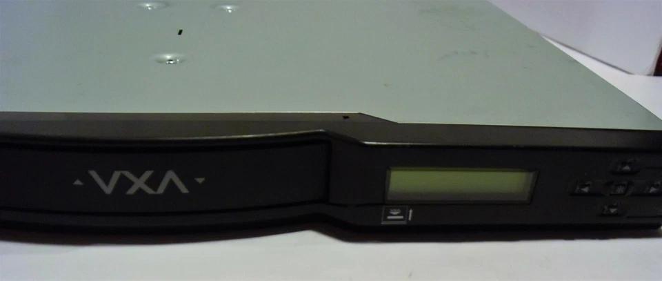 Exabyte VXA PacketLoader 1x10 1U P/N: 119.00700 - Image 4 of 4