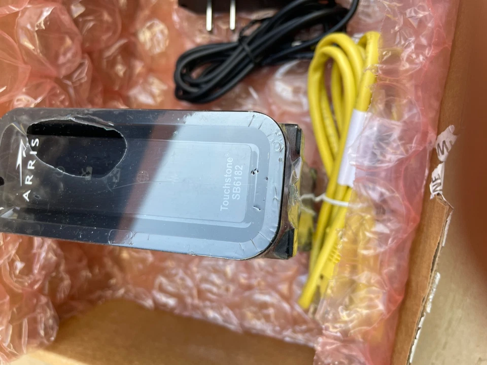 Mini módem de cable ARRIS Touchstone SB6182 DOCSIS 3.0 SIN PROBAR Foto 2 de 2