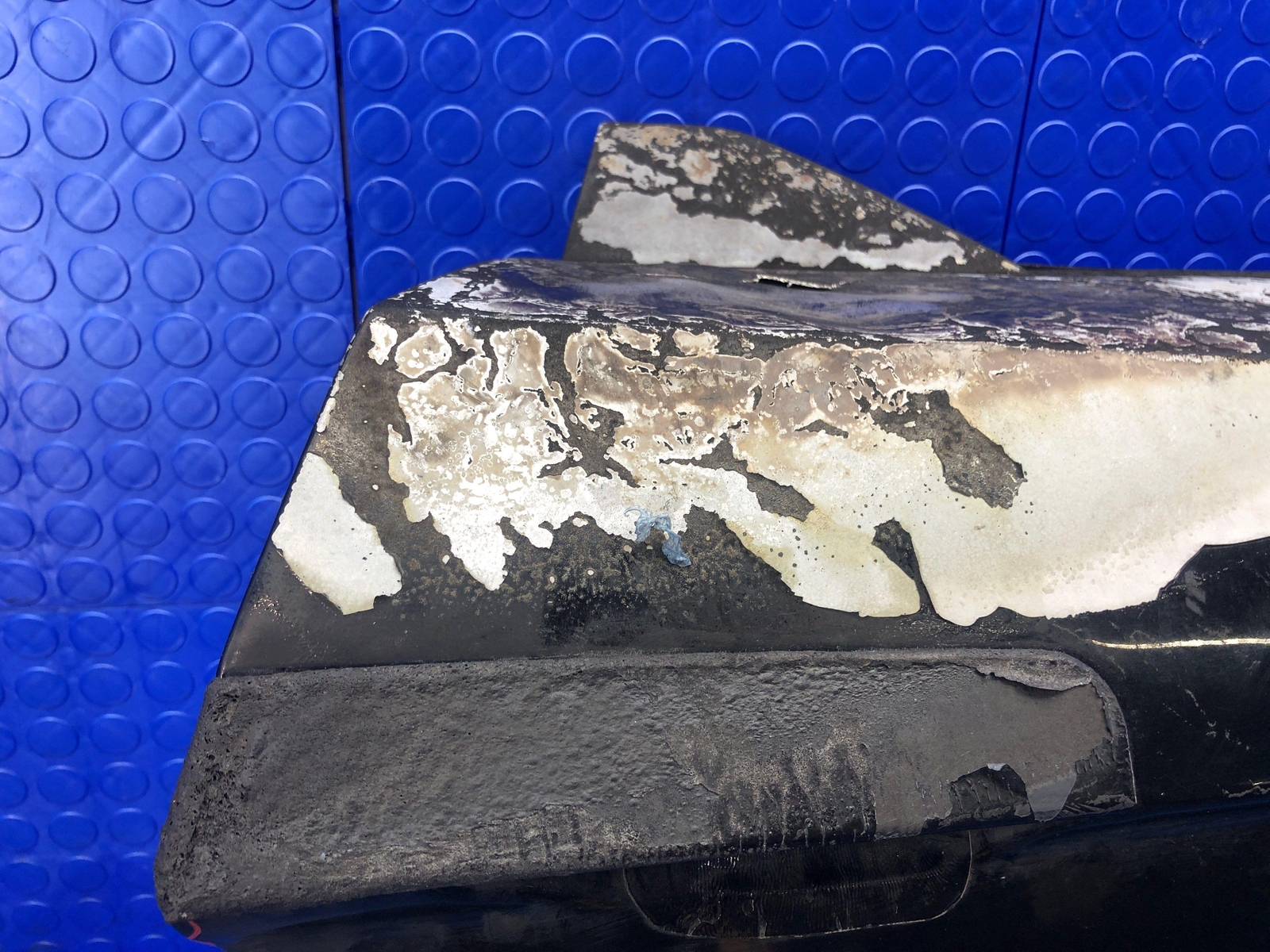 LAMBORGHINI GALLARDO FRONT RIGHT DOOR NERO NOCTIS (LY9B) *BURNT DAMAGE*