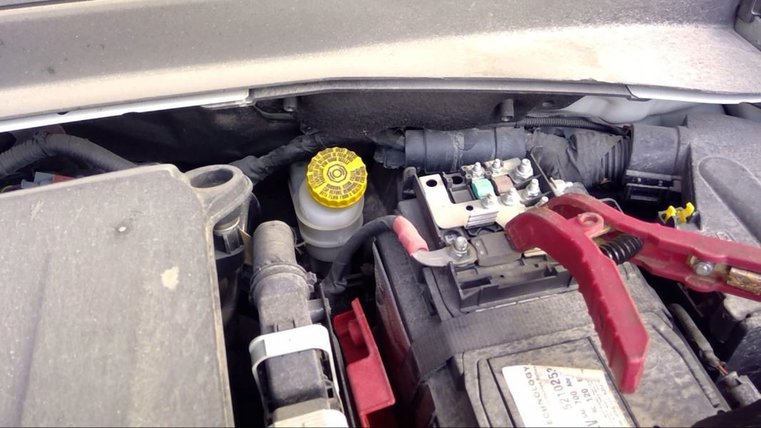 2020 Jeep Renegade Brake Master Cylinder Replacement 4562461