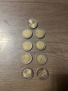 magnifique pièces de 2 euros rare en très bonne état