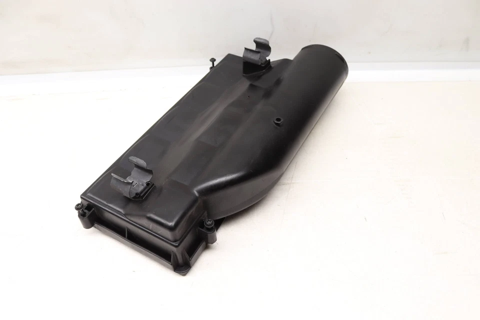 MERCEDES-BENZ GLS63 AMG - CAJA Filtro de aire izquierdo / Limpiador Carcasa (Mitad inferior) Foto 2 de 4