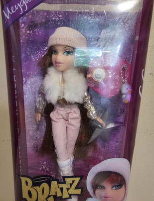 MGA Entertainment Bratz Pink Winter Dream Meygan 10in Doll w/ Outfit & Keychain