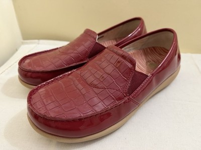 Red Revitalign Patent Leather Alligator Moccasin Loafers Orthopedic 10/40.5