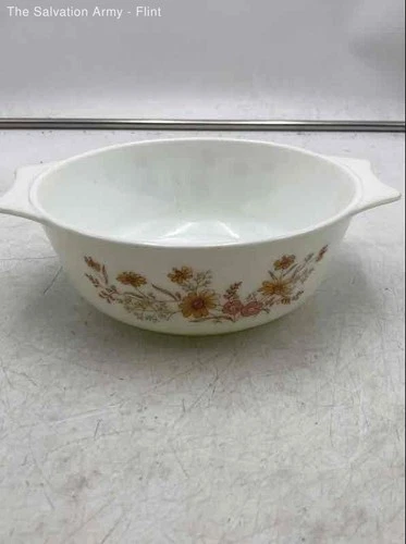 Vintage Pyrex White Floral English Woodland Country Autumn Casserole Dish