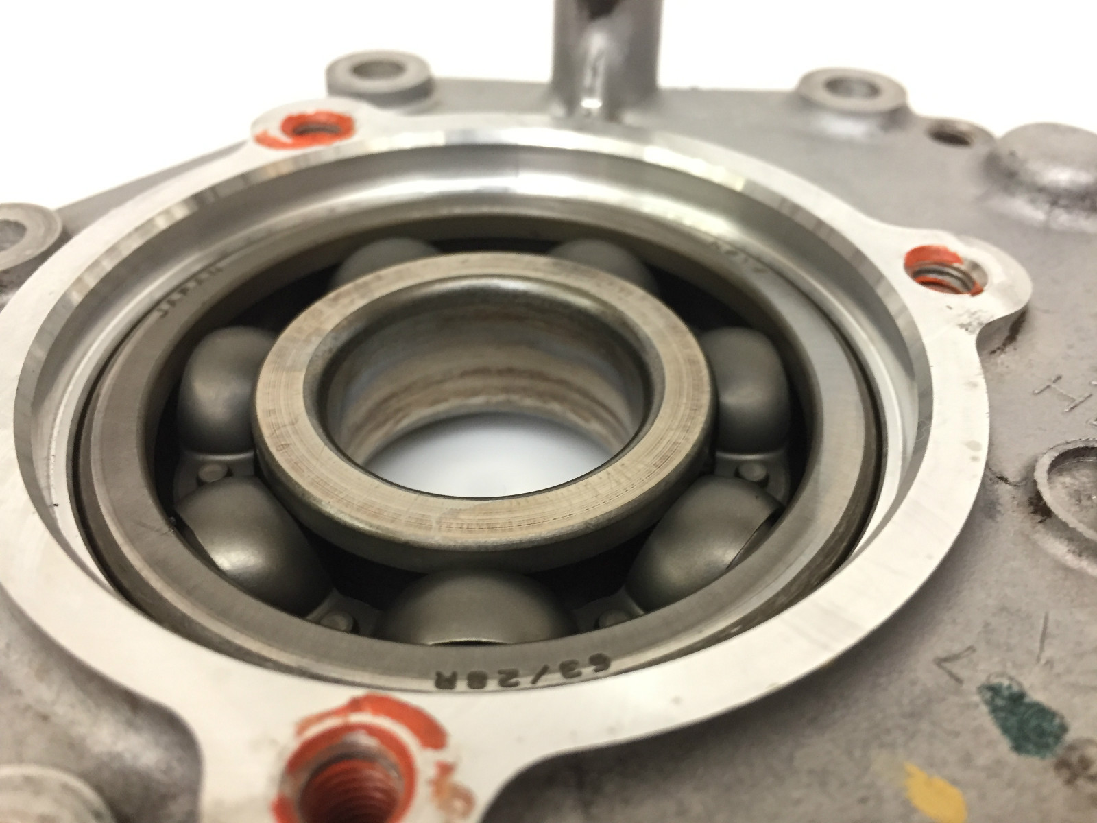 SUZUKI 2007 GSXR750 OEM TRANSMISSION BEARING PLATE HOUSING CLEAN! eBay