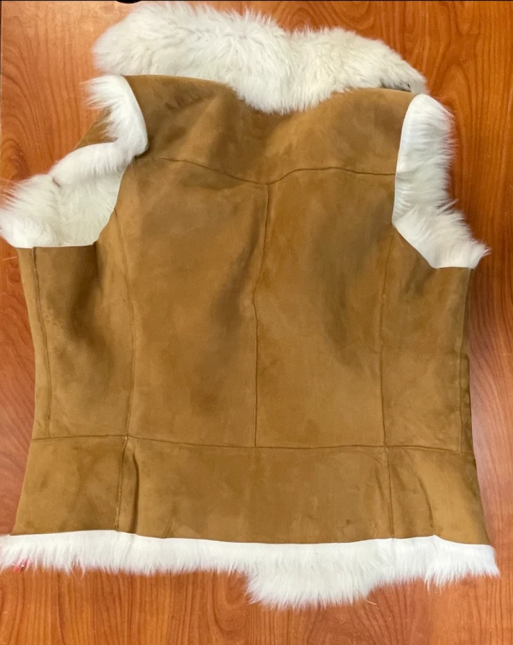 Chaleco de piel de oveja UGG Renee Toscana - Mediano - Nuevo con etiquetas Foto 3 de 4