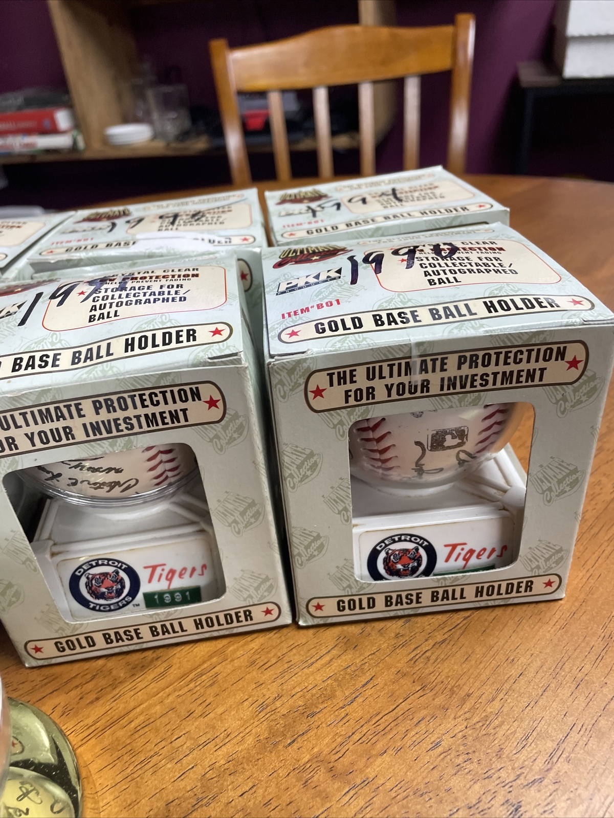 DETROIT TIGERS TEAM SOUVENIR AUTOPEN STAMPED BASEBALL LOT Of (8) 1990