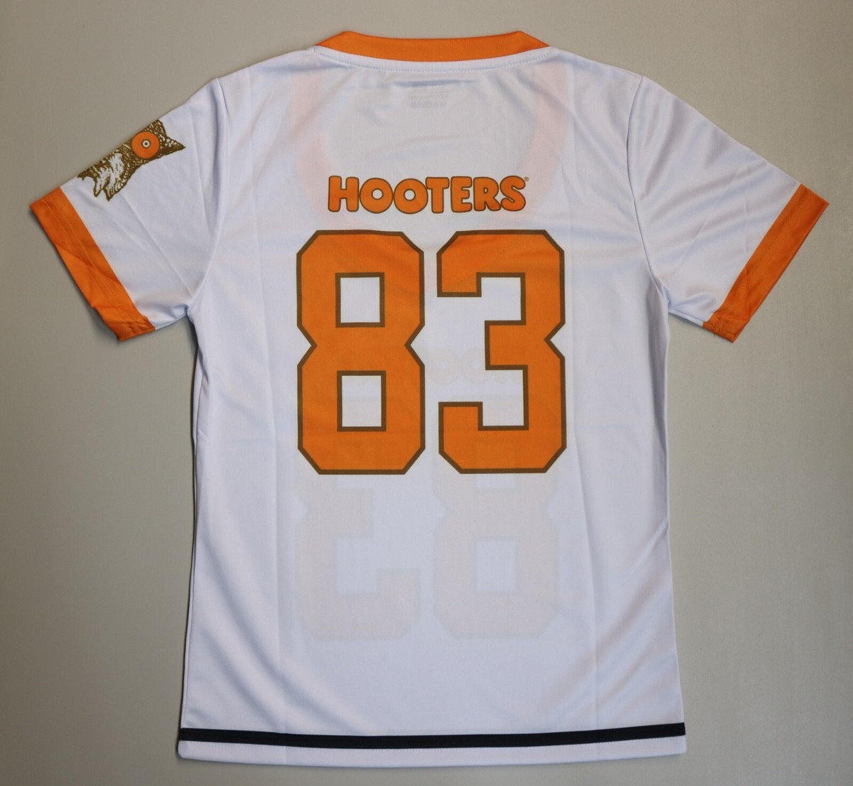 NEW! AUTHENTIC (S) HOOTERS GIRLS 83 FOOTBALL JERSEY SMALL UNIFORM