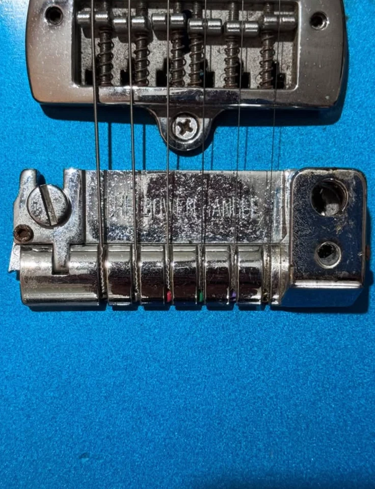 1983 Peavey T-27 металлический синий электрогитара и чехол нуждается в чистке см. фотографии - Изображение 3 из 4