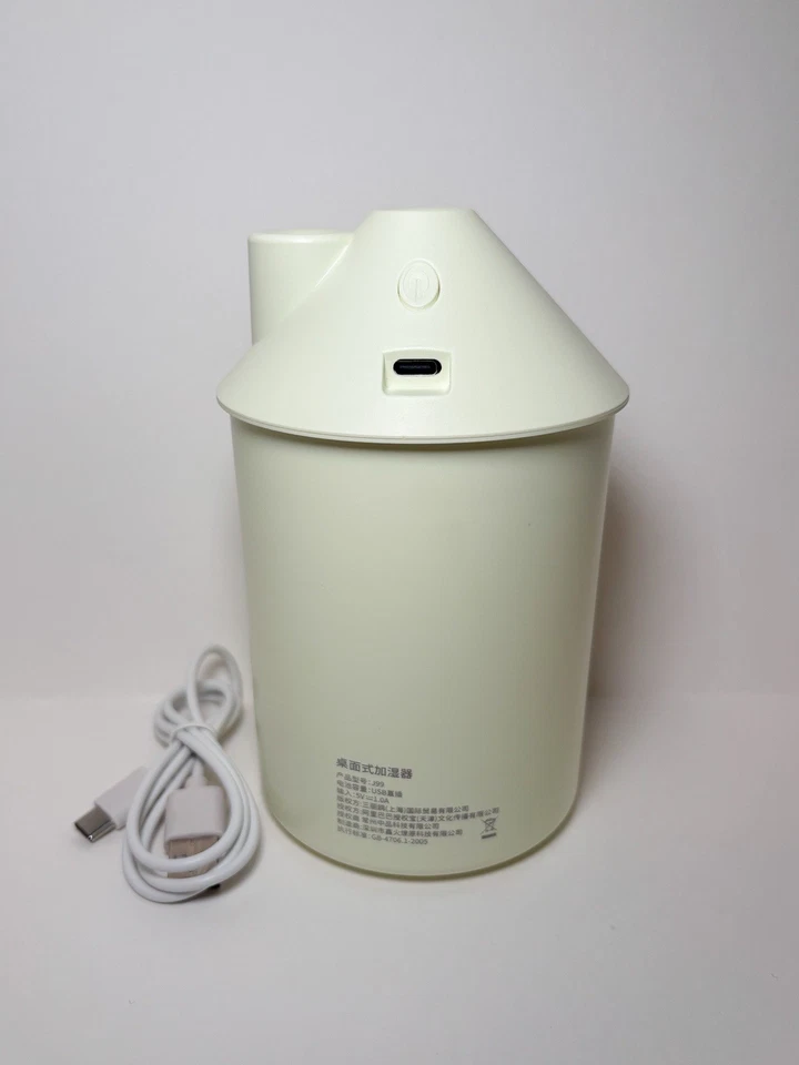 Humidificador USB Sanrio Pochacco con luz nocturna suave verde menta Foto 4 de 4