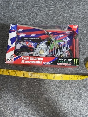NIB Autographed 2008 1:12 New Ray Ryan Villopoto Monster Energy Kawasaki KX250F
