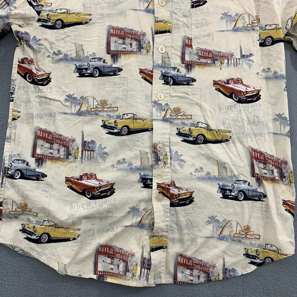 Camisa Clearwater Outfitters Para Hombre Grande Crema Estampado Coche Abotonada Hawaiana Retro Foto 2 de 4
