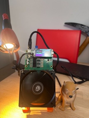 NerdQaxe++ Air   4.8 TH/s | Home Bitcoin Solo Miner | North America Plug