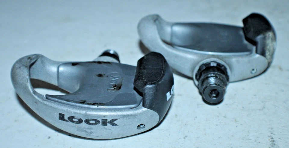 Look Clipless Bicycle Pedals Gray Bikepacking Racing Road Gravel USA Shipping :) - Image 2 of 4