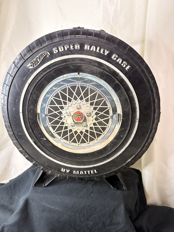 Hot Wheels vintage rare Mattel Super Rally Case Scale Plastic Black Display Case