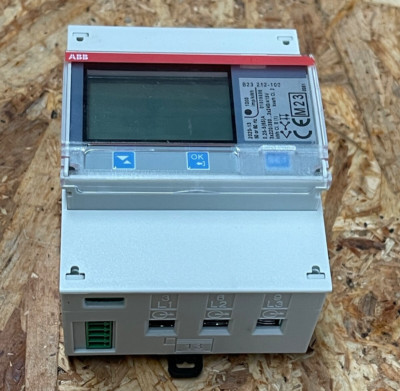 ABB   B23 212-100 (2CMA100166R1000)   3-Phase Direct-Connect Energy Meter, 65 A