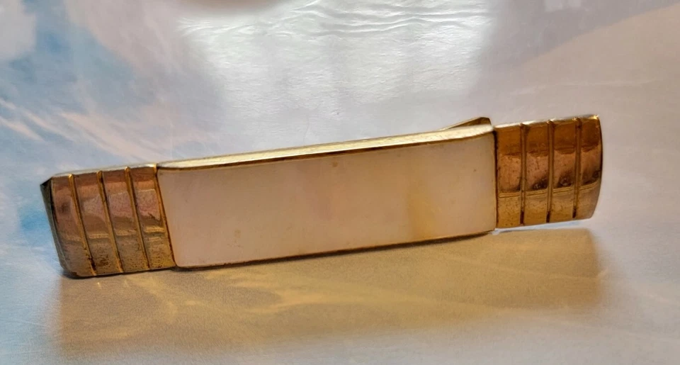 Barra de corbata Anson vintage, broche de corbata para hombre coleccionable blanco lucite dorado cl- Foto 2 de 4