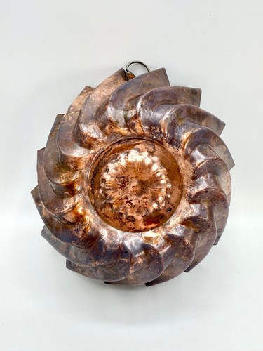 VTG REAMER Copper Swirled Pinwheel Jello Mold w/Flower Stamped Center Farmhouse - Picture 9 of 9