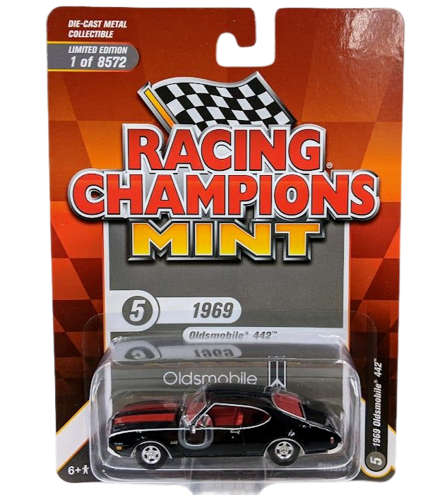 Racing Champions 1/64 1969 Oldsmobile 442 Metal Diecast Car Model Toy