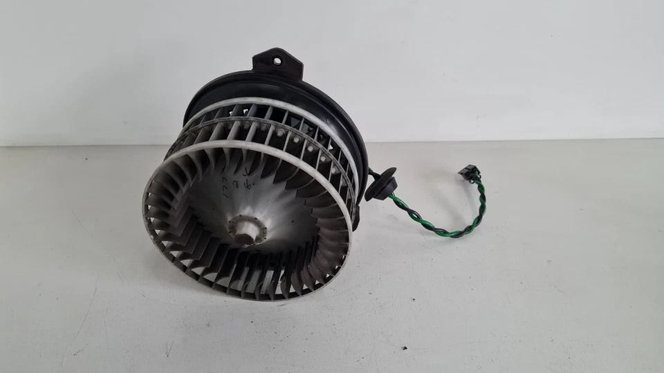 Ventilador motor ventilador Chrysler 300 M 02[LR]3.5 V6 24V 4885134AA 4885118AB 77370115 Foto 3 de 4