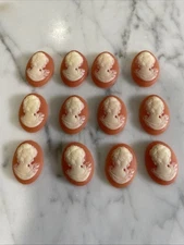12 Vintage 25x18mm  Cameos