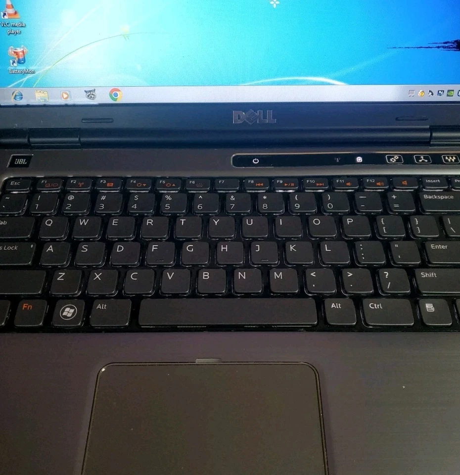 Laptop para juegos Dell XPS L502X 16 GB 256 GB SSD Core i7 8 núcleos cámara web Wifi Dvdrw  Foto 2 de 4