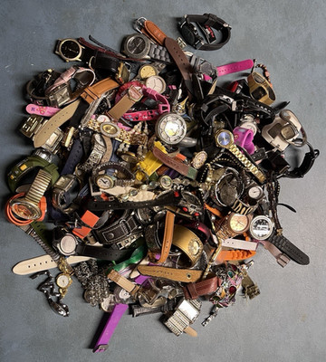 Watch Lot For Parts or Repair - Untested 11 LBS *See Pics*