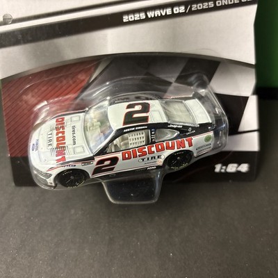 2 Austin Cindric Discount Tire 2025 Wave 2 NASCAR Authentics 1:64
