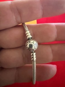 PANDORA Moments Sterling Silver Bracelet with Heart Clasp