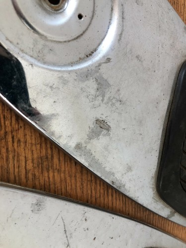 honda s-65  fuel tank side panel pair, 17640-035-000 - Picture 6 of 8